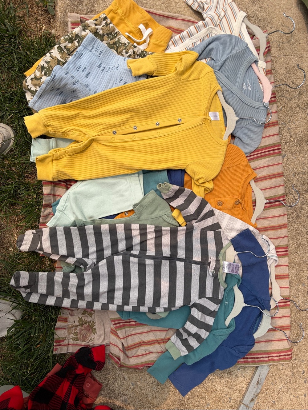 Bundle 0-3m clothes baby